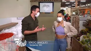 Revelação do Ano, cantora Marina Sena retorna à Taiobeiras (MG) para passar o Natal com a família