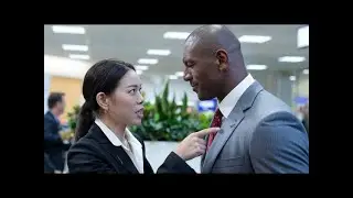 Bank Manager Makes Michael Jordan Wait 2 Hours &mdash;Her Face Changes When Board Members Walk In