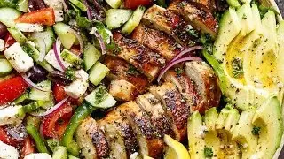 Recipe: Loaded Greek Chicken Avocado Salad &ndash; Bright, Mediterranean Feast