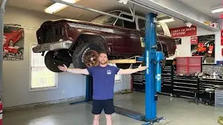 Tearing Apart a Jeep Cherokee Chief S