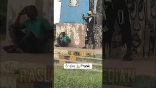 Snake Prank #snakecomedy #snakeprank #prank #comedy #funny #comedyvideos #memes #shorts