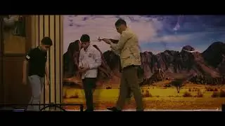 مسرحية اّلة الزمن 