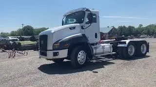 2012 CAT CT660 TANDEM AXLE ROAD TRACTOR