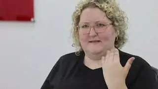 Она подала в суд после того, как в результате несчастного случая получила травму мозга. Затем за ...