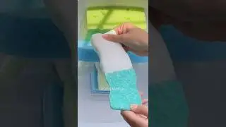 ASMR bulk kitchen sponge ripping in water - wet scours off #satisfying #spongeripping