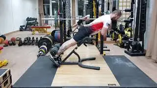 Back Extensions Lukasz Lojas