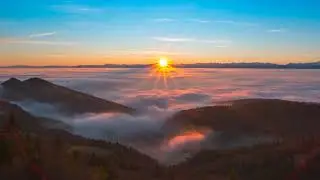 【SUNRISE】  Luck to perform a miracle. Amazing beautiful sunrises with relaxing BGM