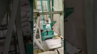 Chana Daal Grinding Machine Besan Mill Super Machinery Manufacturing 😍🔥😍 #shorts #business