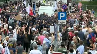 Judicial reforms met with protests in Warsaw