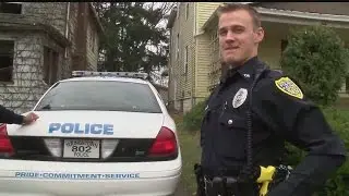Officers hand out gift cards