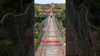 an old woman survives walkin on top of hanging bridge (amazing senior) #shorts #hangingbridge