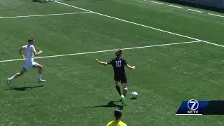 Highlights and scores from Class B semifinals of the NSAA State Soccer Tournament