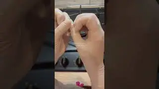 #asmr #asmrgloves #asmrglovesounds #oddlysatisfying #relaxing #cleaning #gloves #latex