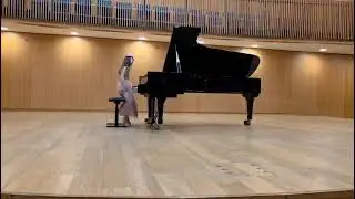  Bach – Minuet in G minor | Alexa Vay (Improvisation)