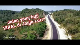 Jalan Rongkop, Gunungkidul - Yogyakarta | Honda C70 Pitung Traveler