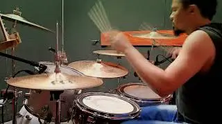 Epic orchestral music by Antonio Teoli (Marcos Deep - drum groove experience)