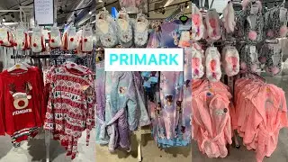 Primark kids girls Christmas pyjamas / october 2020
