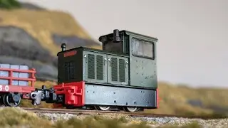 Sound-fitted Diesel OO9 Engine! (DCC Sound + Stay-alive)