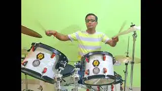 I am Jitender Kumar owner of the KIRTI MUSIC CLASSES I playing #solodrum #indian Indian #music