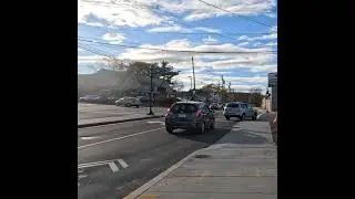 Driver does not pay attention #stoneham #massachusetts #walk