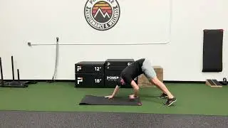 Push-up to Alternating Toe Touch