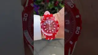 Trying all @swatch SCUBAQUA colors ⌚🌊 &ndash; my favorites? 👇
