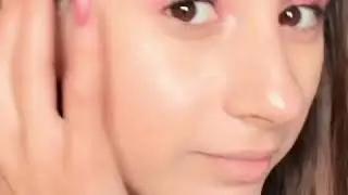 Lavenza Natural Glow Booster - Multitasking Illuminator + primer + highlighter