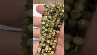 Green Grossular Garnet faceted 4mm 15