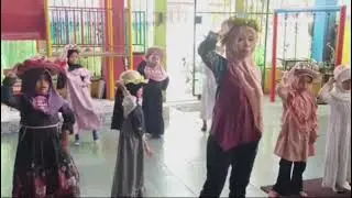 Tari topi saya bundar
