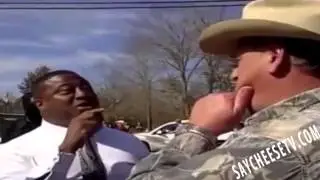White racist Texas cop gets confronted by black panthers & Quanell X