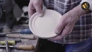 Creating creative designs with wood. A practical guide.