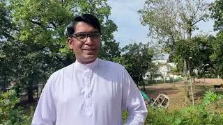 Mulgala Thebima Laying the first brick for the new Dhamma Hall at Kotte Rajamaha Vihara Srilanka