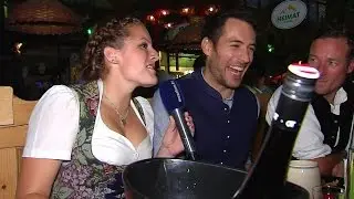 Wiesn-Promis: Alexander Mazza auf dem Oktoberfest 2016