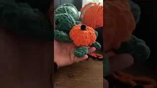 #halloween #mood #pumpkin #turtle #crochet #yarn #diy #yarnaholic #art #crochetyarn