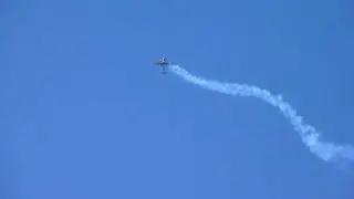 Extra 300 Acrobatic Display at Redbull Air Race Perth 2010