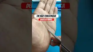 Esse r&aacute;dio veio com defeito de f&aacute;brica #caixadesom #fm #som #tecnologia #entretenimento #radio