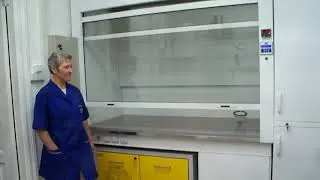 Подъемный экран с педалью в СПбГУ