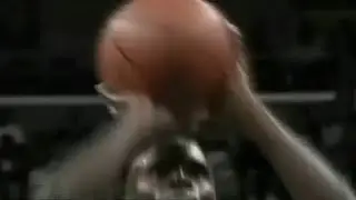 Darrell Armstrong Hornets 16pts vs Bulls (2003)