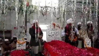 Urs-e-muhbarik Aastana Aaliya Kotla Shareef Chadar Pooshi 8 Dec 2015 Part 4