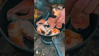 Постоянная рубрика &laquo;еда на природе&raquo;. #рыбалканакольском #рыбалка51 #дмитрийкореев #vtundrufishing