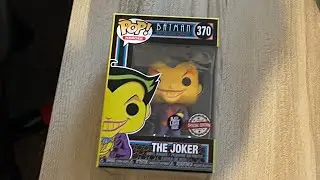 Black light glow exclusive joker funko pop showcase