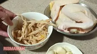 aktivitas  Masak Tumis Ayam dan Kamcanku