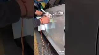 Repairing automobile depressions with hot-melt glue sticks#carchallenge #mycar #carlover  #car
