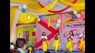 L.l standard English school Teachers day Girls grouping dance.