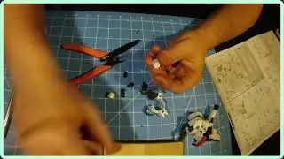 Gundam Wing OZ-00MS Tallgeese MG Model Kit (Left Arm)