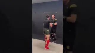 Dropped him with the backfist&hellip;🔥😱 #boxing #boxeo #fight #boxingtraining #shorts