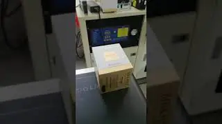 High resolution inkjet printer printing on white box