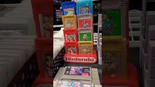 Cole&ccedil;&atilde;o de games da franquia Pok&eacute;mon.#pokemon #gba #gameboy #gameboycolor #jogosantigos #feiradegame