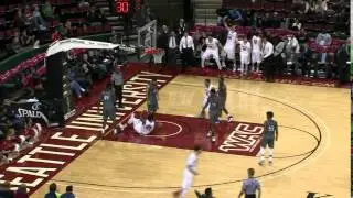 William Powell dunks on UTRGV