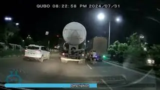 Bikers raiding in trio, tailgating heavy vehicles on national Highway #carelessdriving #viralvideo